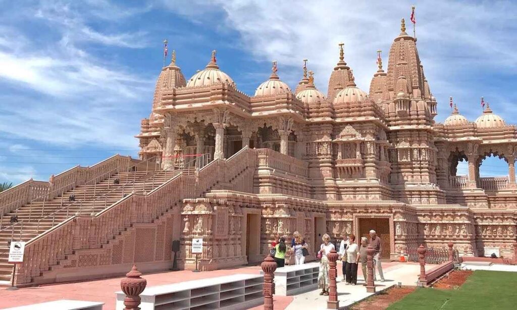 inspiring-temple-captions-for-instagram-that-capture-the-moment