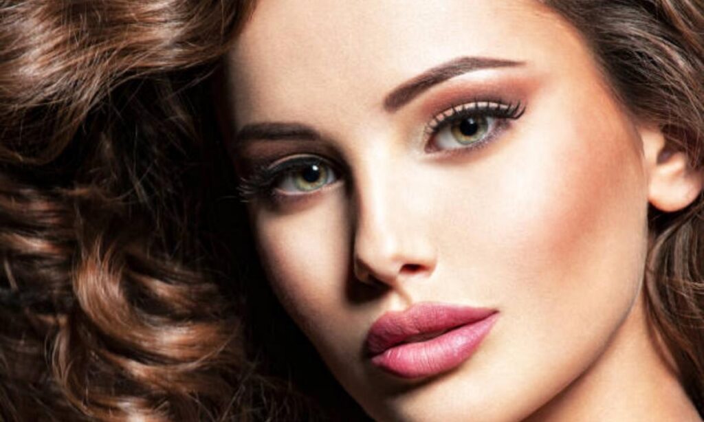 look-me-in-the-eyes-captions-for-instagram-with-lyrics